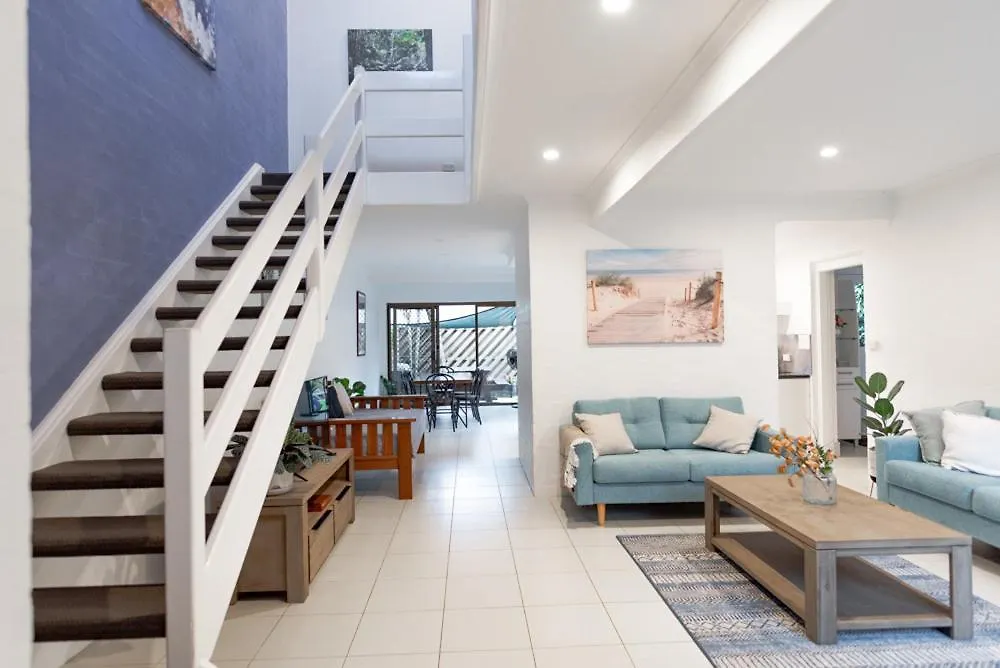 Byron Bay Accom Unit 4 63 Shirley Street, Byron Bay- Mango Tree
