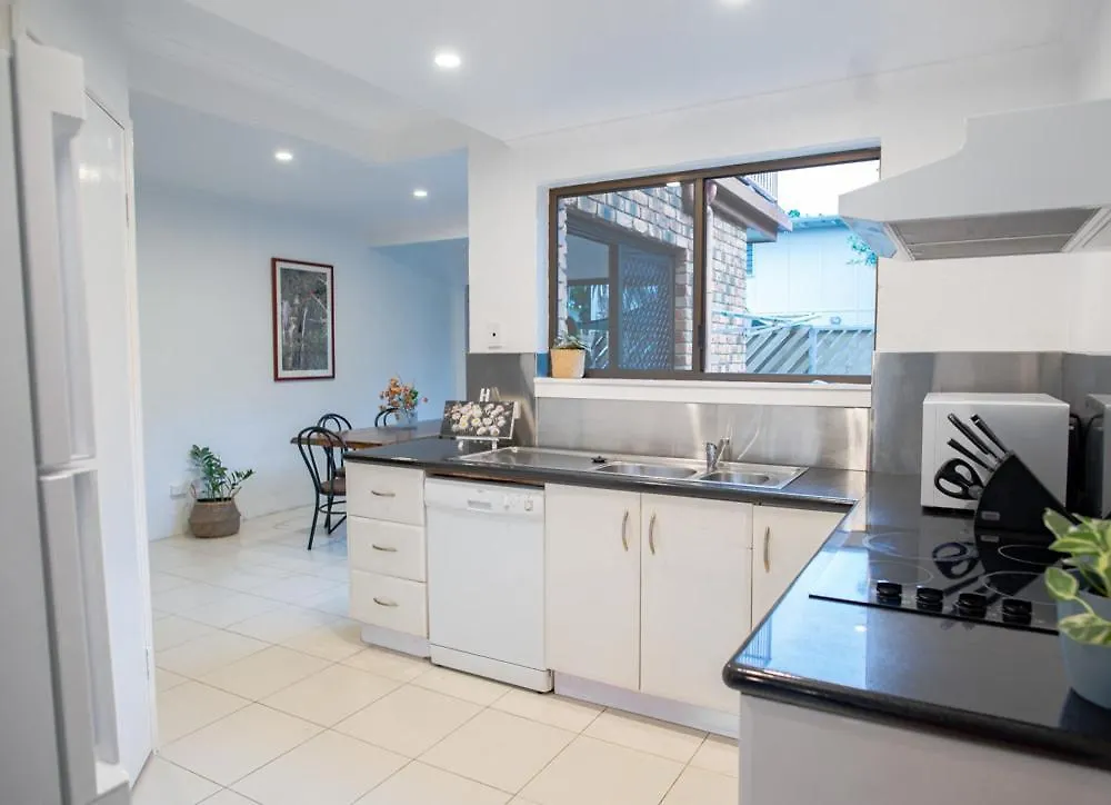 Apartment Byron Bay Accom Unit 4 63 Shirley Street, Byron Bay- Mango Tree Australia
