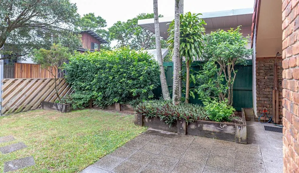 Byron Bay Accom Unit 4 63 Shirley Street, Byron Bay- Mango Tree 0*,